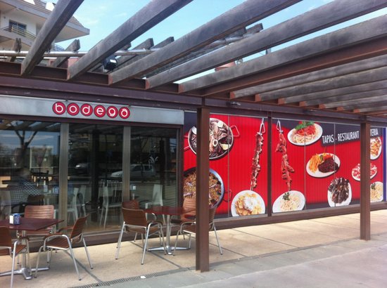 La Bodega Bar Restaurant